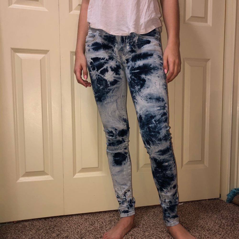 Acid wash American Eagle jeans